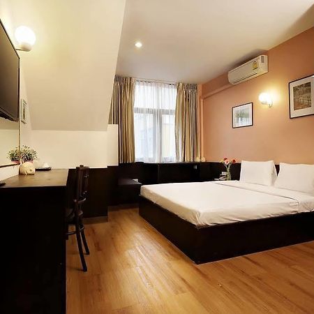 Baan Namtarn Guest House Bangkok Kültér fotó