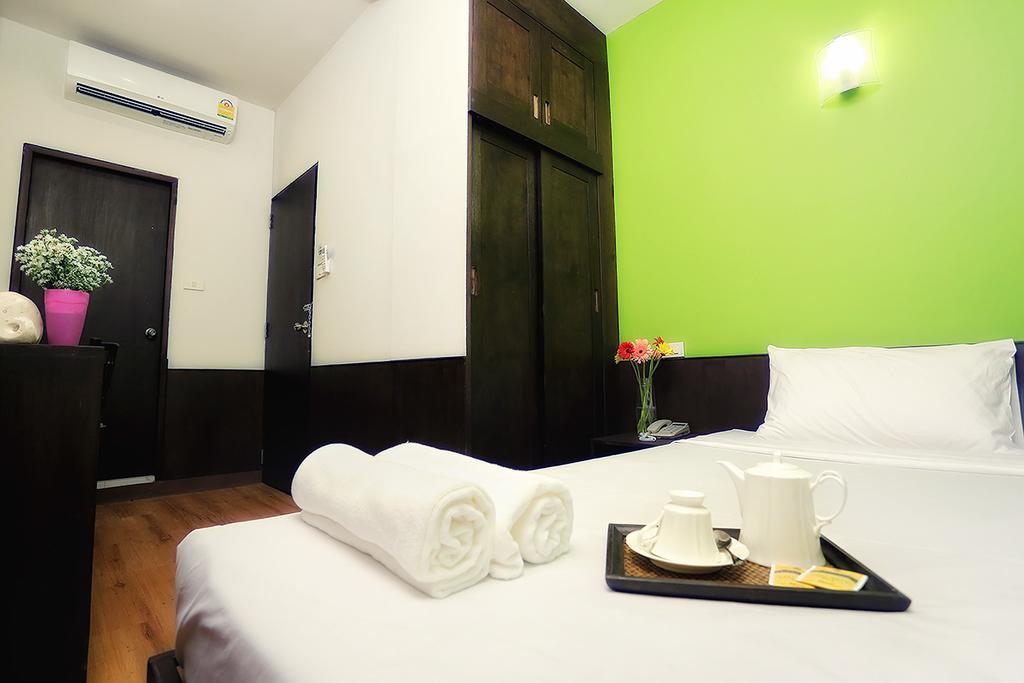 Baan Namtarn Guest House Bangkok Szoba fotó