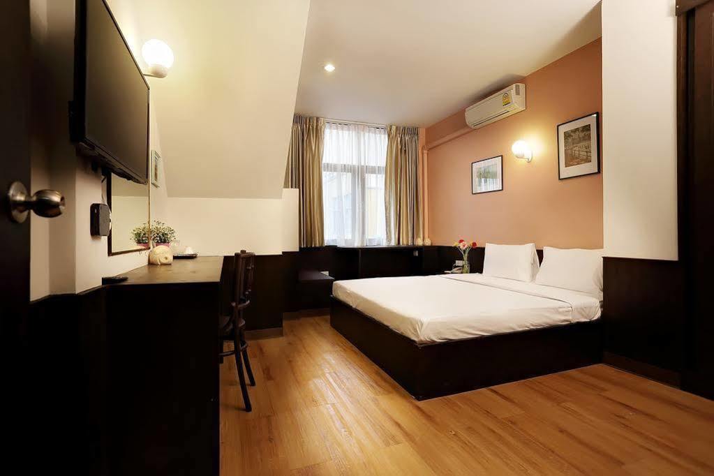 Baan Namtarn Guest House Bangkok Kültér fotó